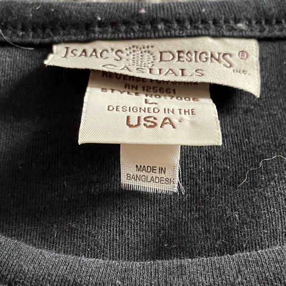 Sequined Grinch heavy weight jersey tee type shirt with 3/4 length sleeves. - Picture 3 of 4